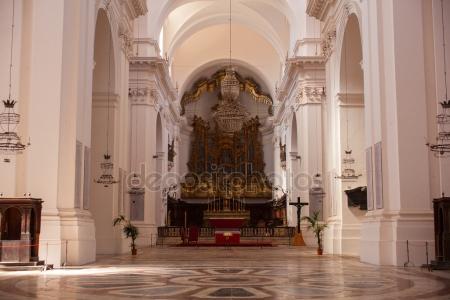 depositphotos_107154430-stock-photo-cathedral-of-san-nicholas-larena